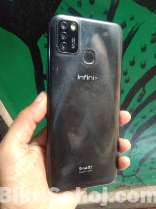 Infinix smart 6/ 2 - 32